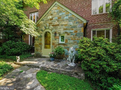 1111 Highland Dr, Silver Spring, MD 20910-1619