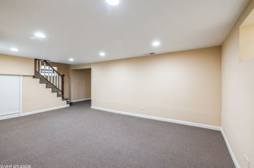 5225 Massasoit Ave, Chicago IL  60638-1507 exterior