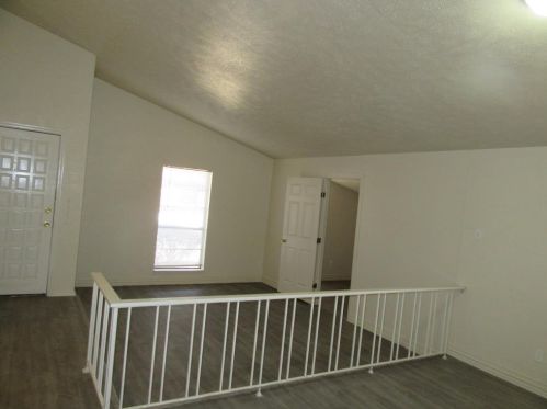 9318 County View Rd, Dallas TX  75249-1126 exterior