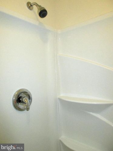 406 Pine St, Lancaster PA  17603-3312 exterior