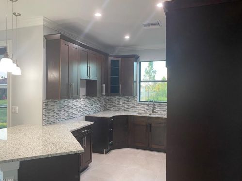 4099 58 Ave, Naples FL 34120-4021 exterior