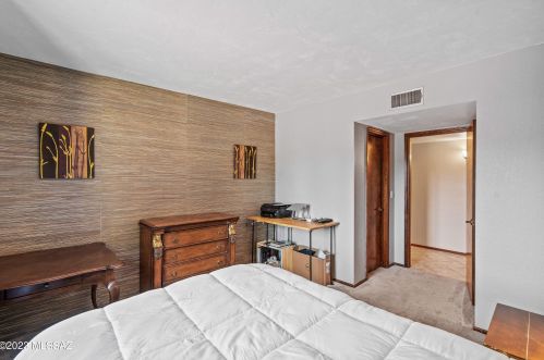 8834 27 St, Tucson AZ 85711-5609 exterior