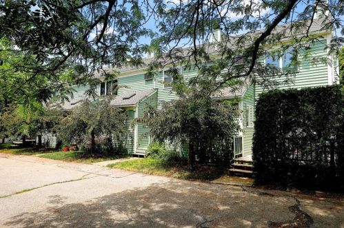 243 Transit St, Providence RI 02906-1023 exterior