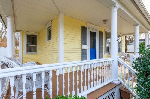 126 Broad St, Killingly, CT 06239-3603