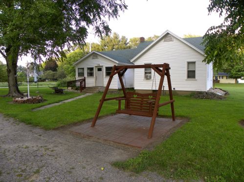 50002 M 51, Dowagiac MI 49047-9631 exterior