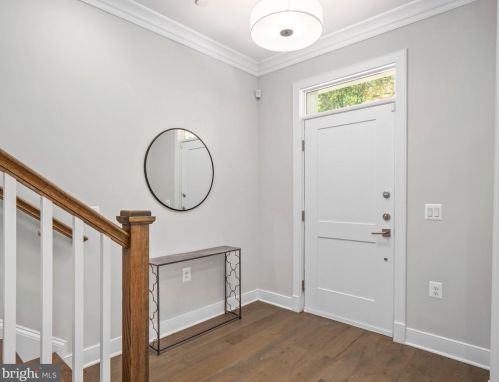 10346 Grosvenor Pl, Rockville MD 20852 exterior