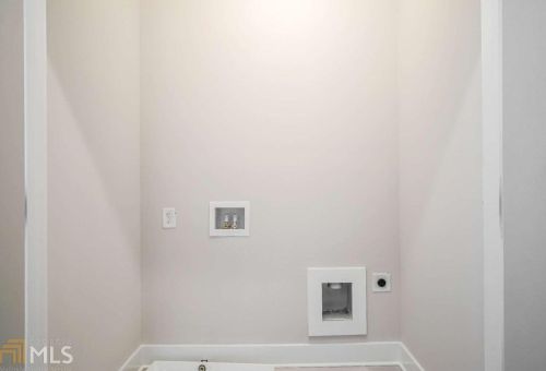 1053 Atlantic Dr, Atlanta GA  30318-5337 exterior