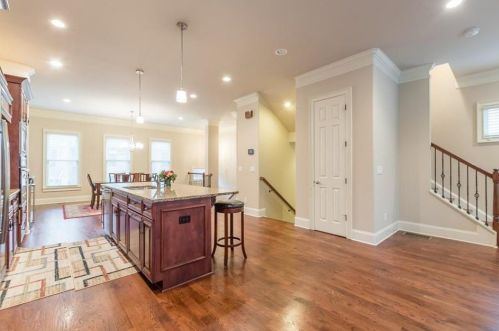 3126 Chestnut Woods Dr, Atlanta GA  30340-3245 exterior