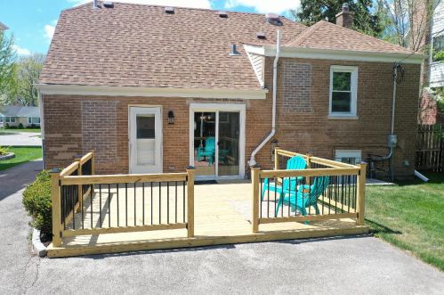 273 Berkley Ave, Elmhurst IL 60126-3167 exterior