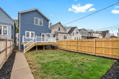 3520 Melrose St, Chicago IL  60618-5417 exterior