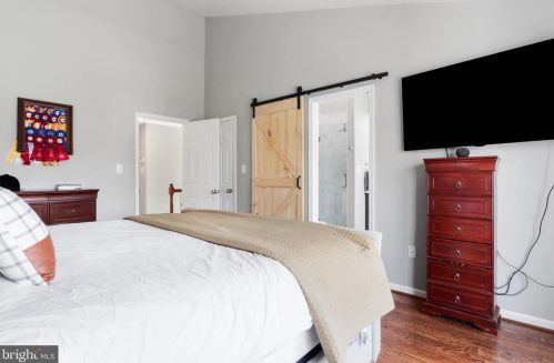 3809 Elbert Ave, Alexandria VA 22305-2042 exterior