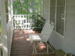 715 Branniff Dr, Cary NC  27513-4109 exterior