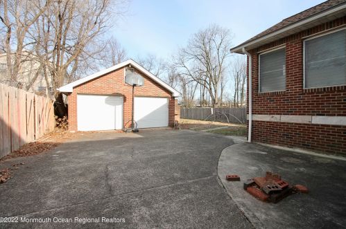 127 Charlton Ave, Hasbrouck Heights NJ 07604-1507 exterior