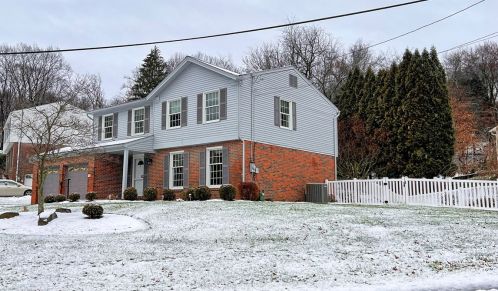 1189 Regency Dr, Pittsburgh, PA 15237-6203