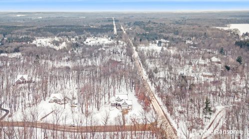 1839 Starr View Ln, Middlevle MI 49333-8061 exterior