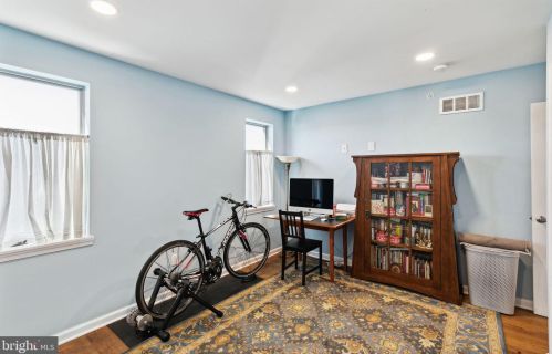 728 Daly St, Philadelphia PA 19148-3306 exterior