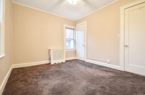 310 Collins Ave, Mount Vernon NY 10552-1002 exterior