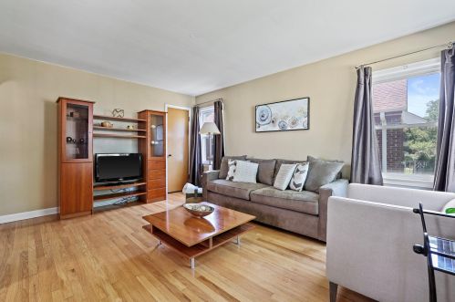 7823 Hadley St, Milwaukee, WI 53222-4926