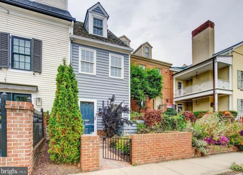 527 Wilkes St, Alexandria VA  22314-3723 exterior