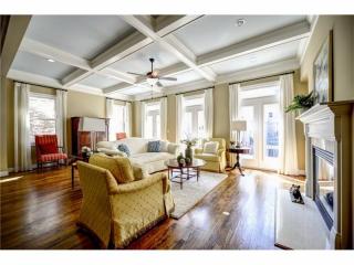 3670 Brookhaven Manor Xing, Atlanta, GA 30319-1328