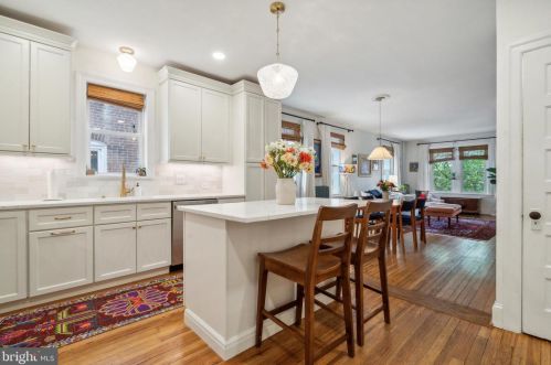 652 Johnson St, Philadelphia PA 19138-1039 exterior