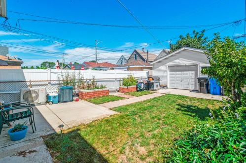 4543 Albany Ave, Chicago IL 60625-4545 exterior