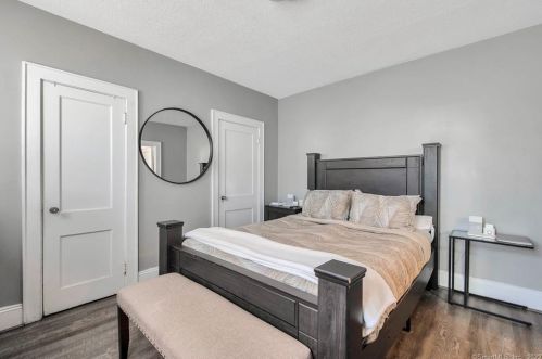 316 Monroe St, New Britain CT 06052-1628 exterior