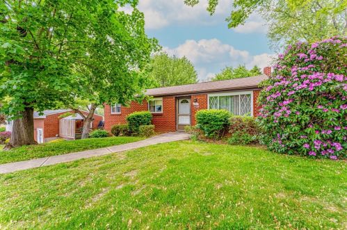 431 Mower Dr, Pittsburgh, PA 15239-1750