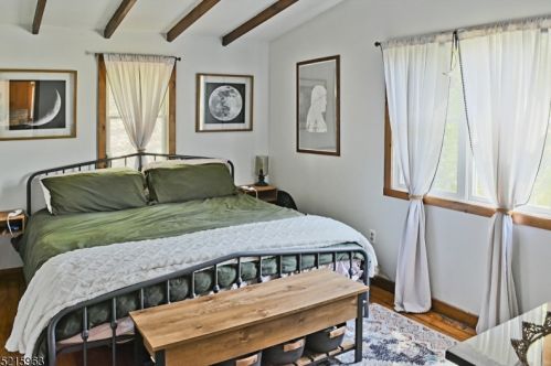 391 Shr Trl, Sparta NJ 07871-1403 exterior