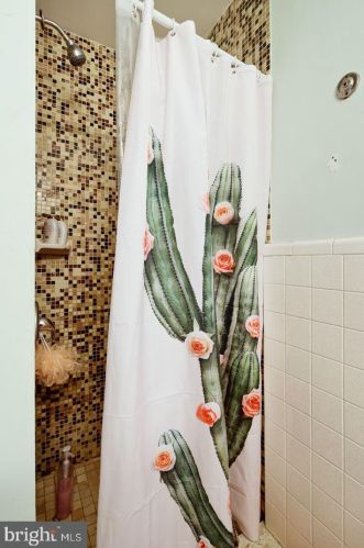 865 26 St, Philadelphia PA 19146-4402 exterior