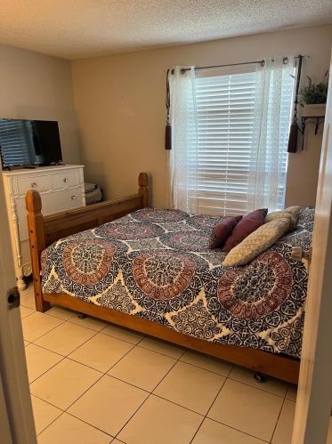 8316 Little Beth Dr, Boynton Beach FL 33472-1136 exterior