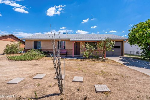 4741 Burgess Ln, Phoenix AZ  85042-5327 exterior