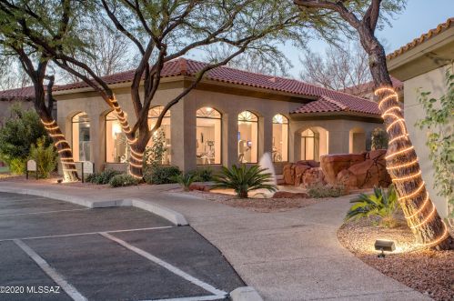 5751 Kolb Rd, Tucson AZ 39204-0871 exterior