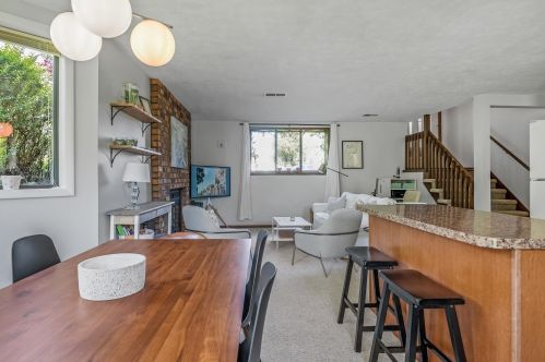 5067 Stauffer Ave, Grand Rapids MI 49508-5149 exterior