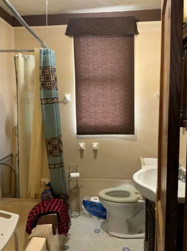 1305 Mayfield Ave, Chicago IL 60638-4405 exterior