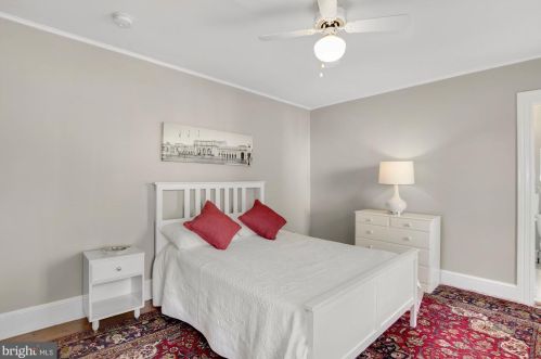 307 Great Falls Rd, Rockville MD exterior