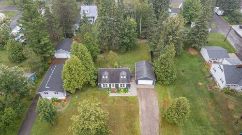 2232 Leonard St, Duluth MN 55811-3021 exterior