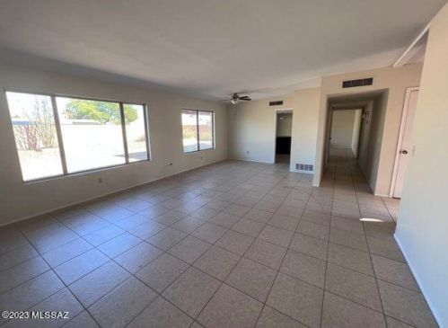 7741 39th St, Tucson AZ  85730-1804 exterior