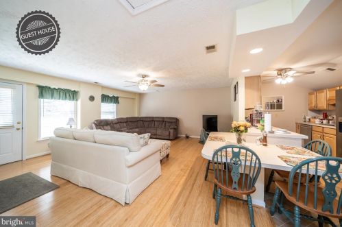 3010 New Enterprise Ct, Huntingtown MD 20639-9136 exterior