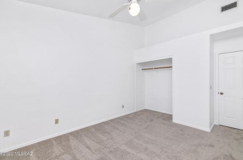 15595 Lago Del Oro Pkwy, Tucson AZ 85739-9568 exterior