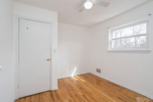 253 11th Ave, New Brunswick NJ 08904-3231 exterior