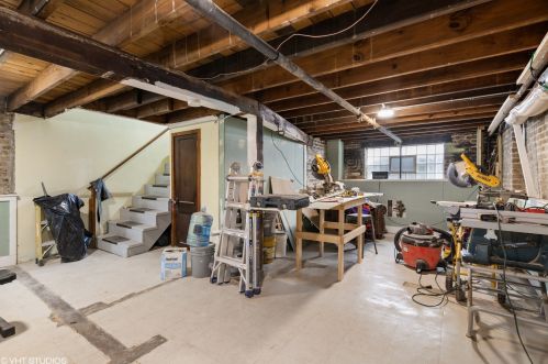 2912 Talman Ave, Chicago IL 60625-0014 exterior