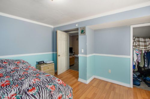 1408 Stockbridge Ave, Kalamazoo MI 49001-3904 exterior