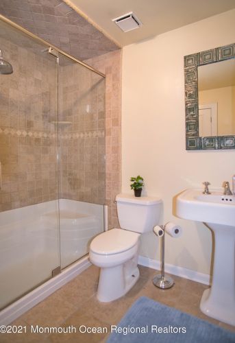 203 Larkspur Ln, Jackson Twp NJ 08527-4180 exterior