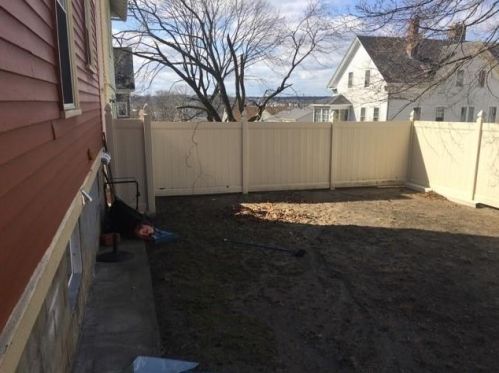 60 Duncan Ave, Providence RI 02906-1815 exterior