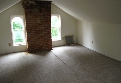 51 Clinton St, Poughkeepsie NY  12601-2500 exterior