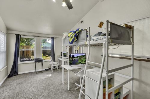 340 Ironwood Dr, Turlock CA 95380-6308 exterior