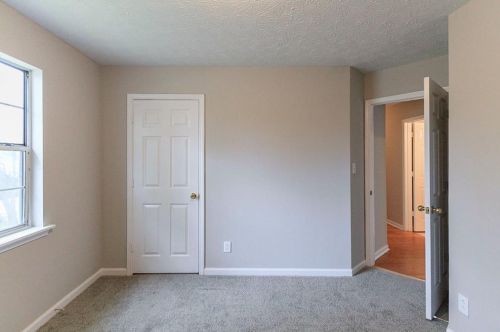 645 Lk Dr, Lithonia GA 30039-6634 exterior