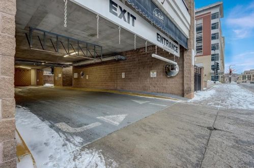 78 10th St, Saint Paul MN  55101-2206 exterior