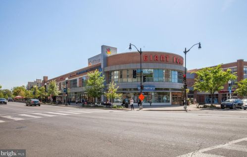 3315 Wisconsin Ave, Washington DC 20016-3800 exterior